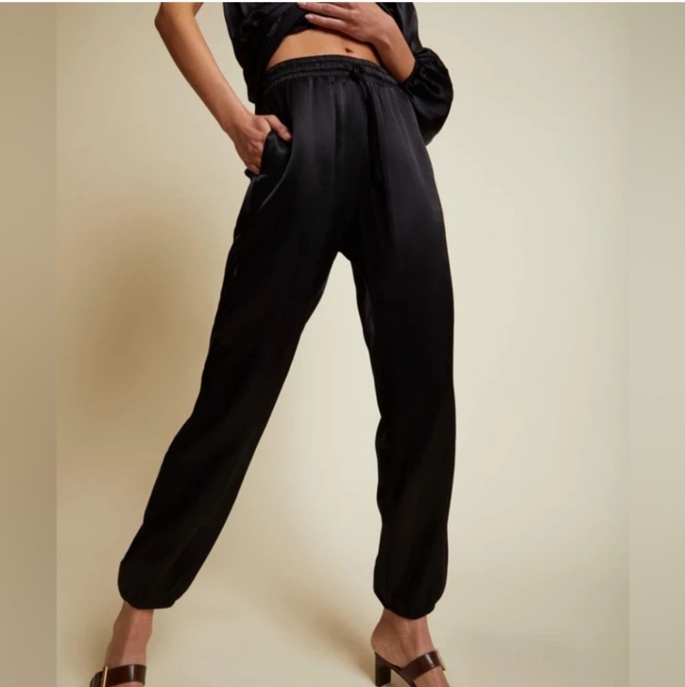 Nation LTD Del Dressed Up Lounge Pant Jogger In Black Satin